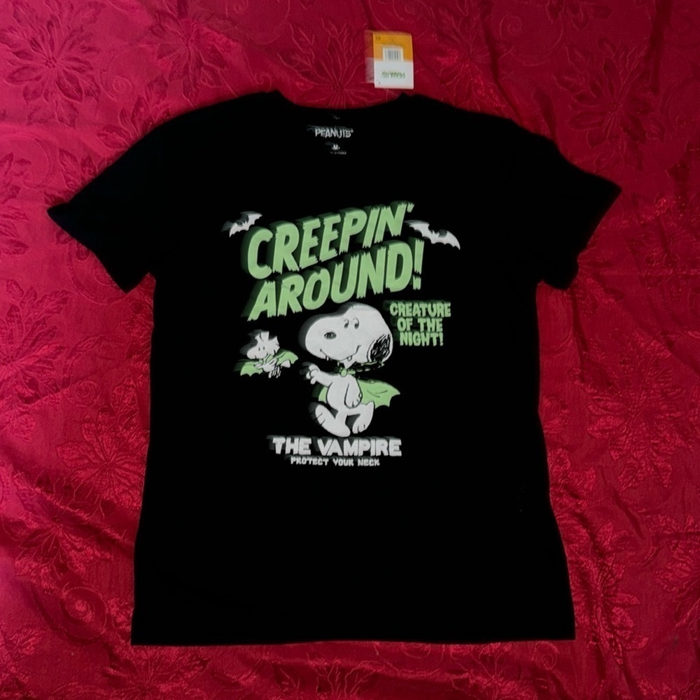 Peanuts vampire  snoopy T shirt